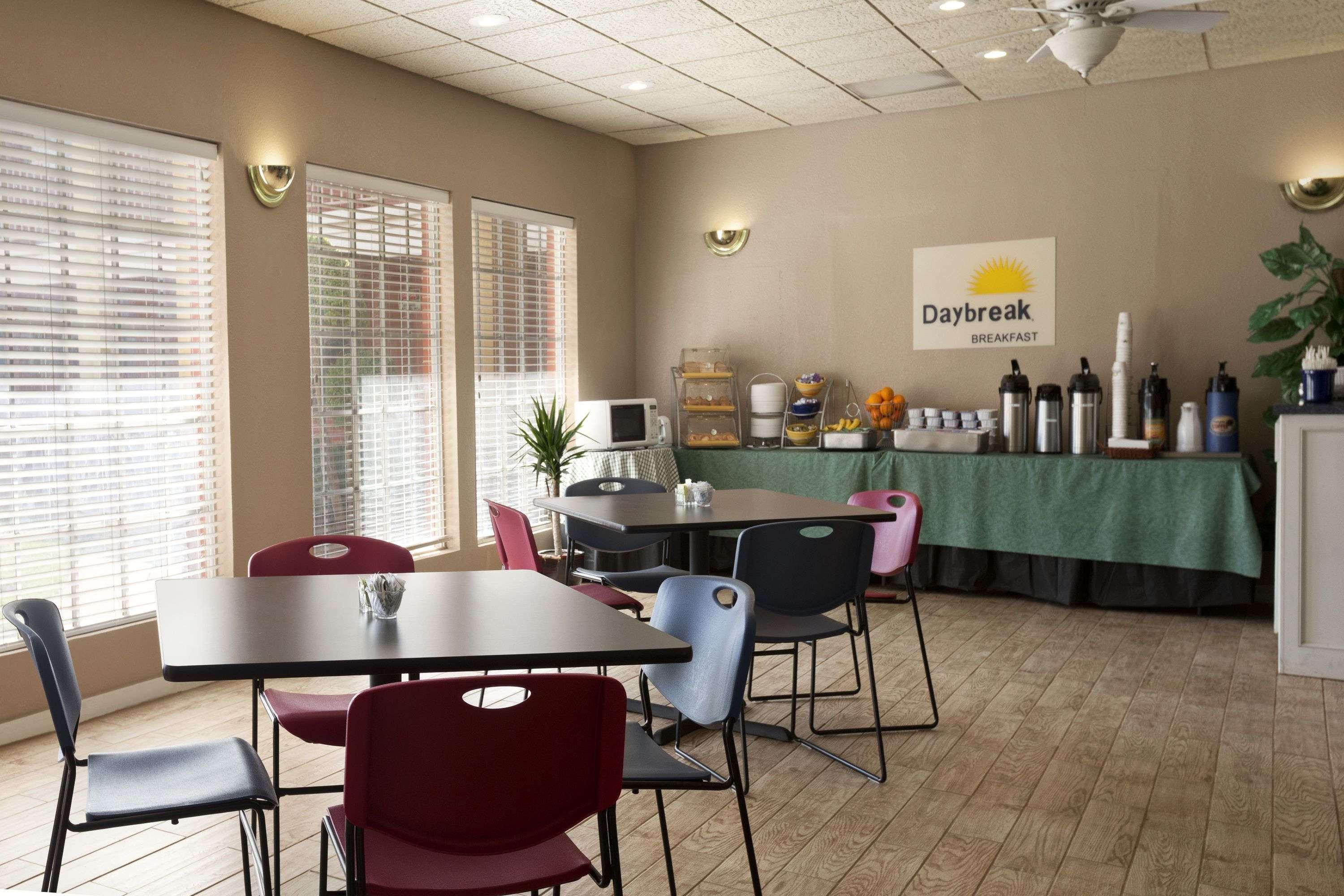 Motel Days By Wyndham 2*